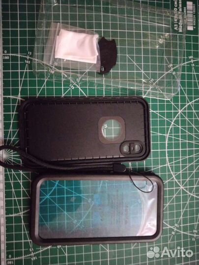 Чехол на iPhone X