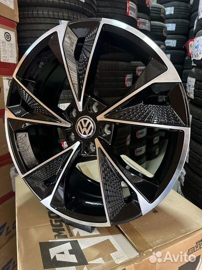 Литые диски r18 5x112 (VW)