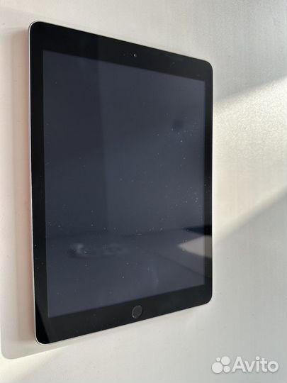 Планшет apple iPad 5 (2017) 128 Гб