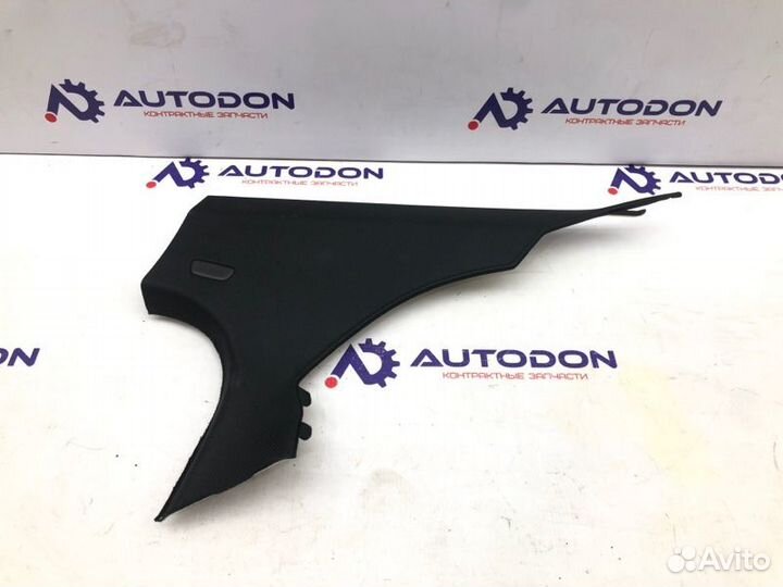 Обшивка задней стойки задняя правая Bmw 5-Series