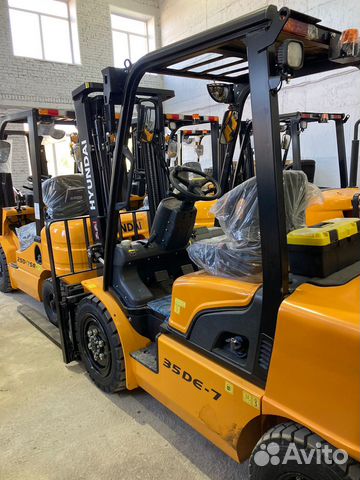 Вилочный погрузчик Hyundai 25LE-7, 2023