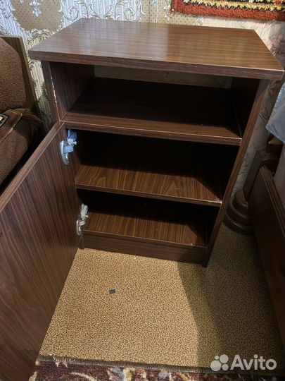 Тумба прикроватная
