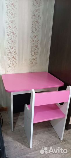 Детский стол и стул