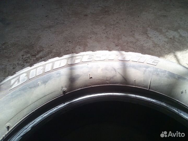 Bridgestone Blizzak Revo GZ 215/65 R16 98S