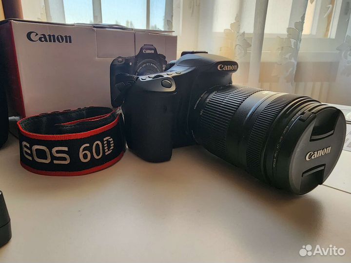 Зеркальный фотоаппарат canon 60d
