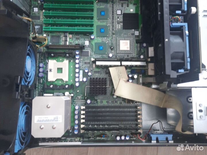 Сервер dell poweredge 2600