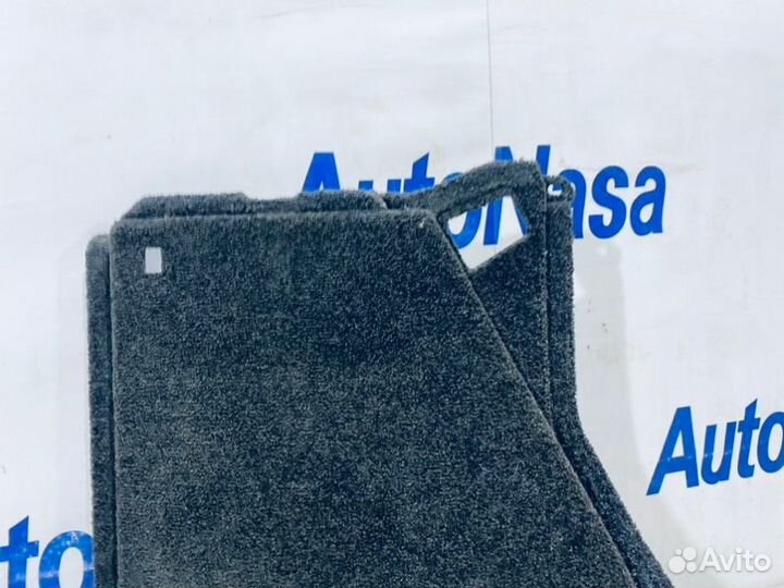 Обшивка багажника левая Land Rover Range Rover LM