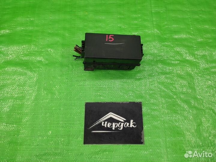 Блок реле под крыло 05084231AB Dodge Caliber 06-11