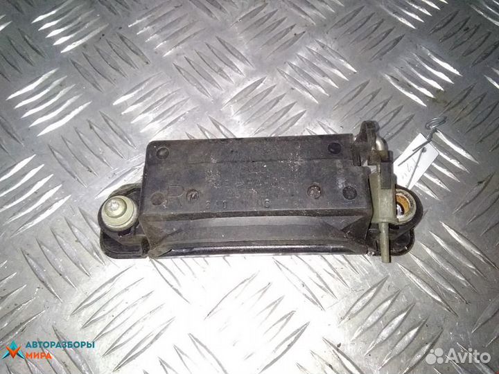 Ручка наружная задняя правая Audi 80 8C/B4 1992