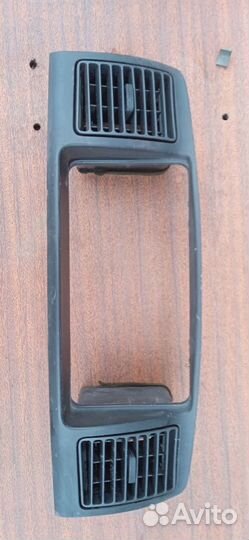 Консоль магнитофона Toyota Corolla Fielder NZE121