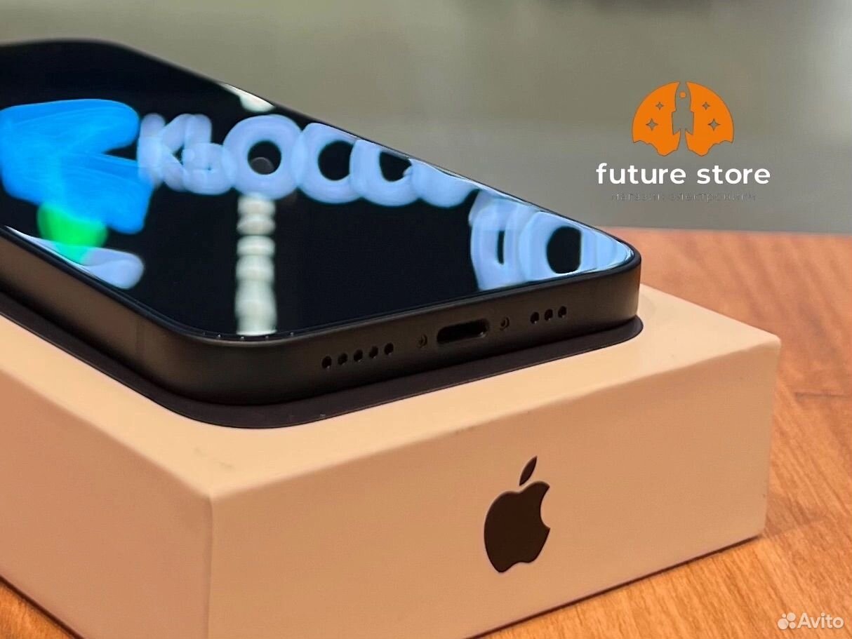 iPhone 13, 256 ГБ