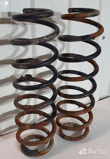 Пружина задняя Skoda Fabia