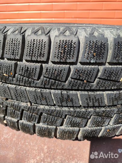 Zetro Ice Edge 205/65 R15