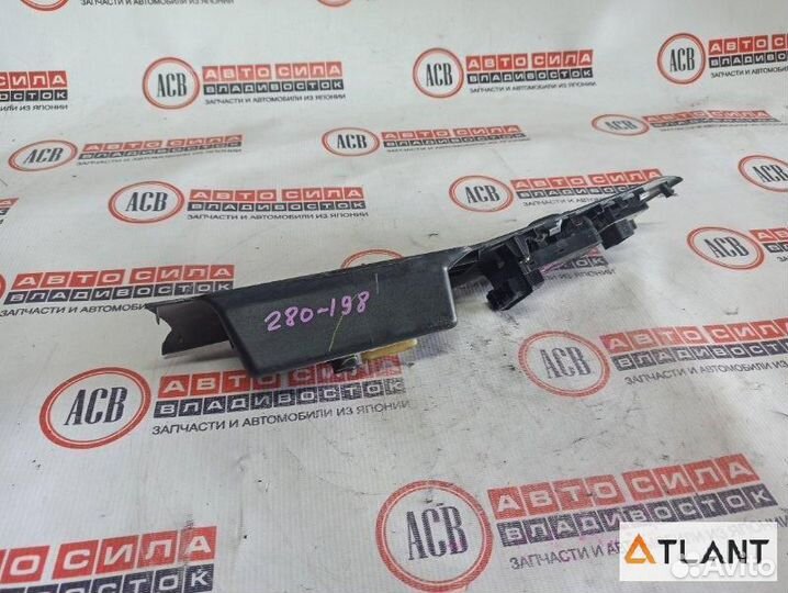 Блок упр. стеклоподьемниками передний правый honda