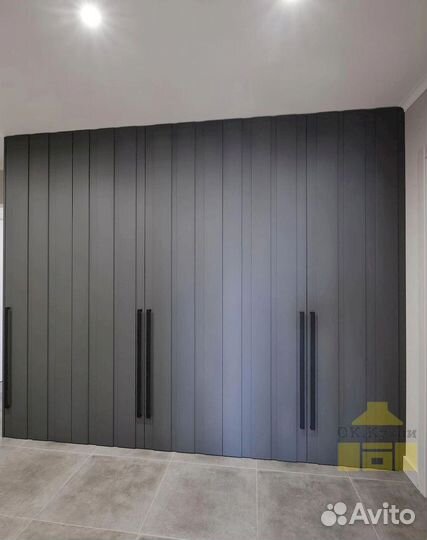 Стенка в гостиную