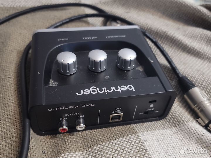 Звуковая карта behringer