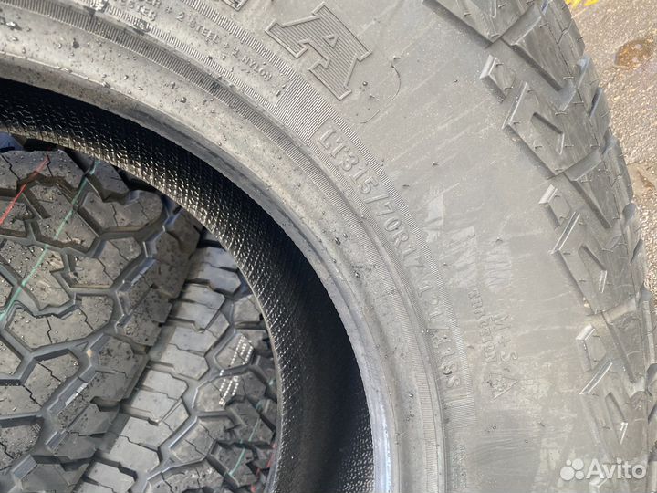 Roadcruza RA1100 A/T 315/70 R17 121S