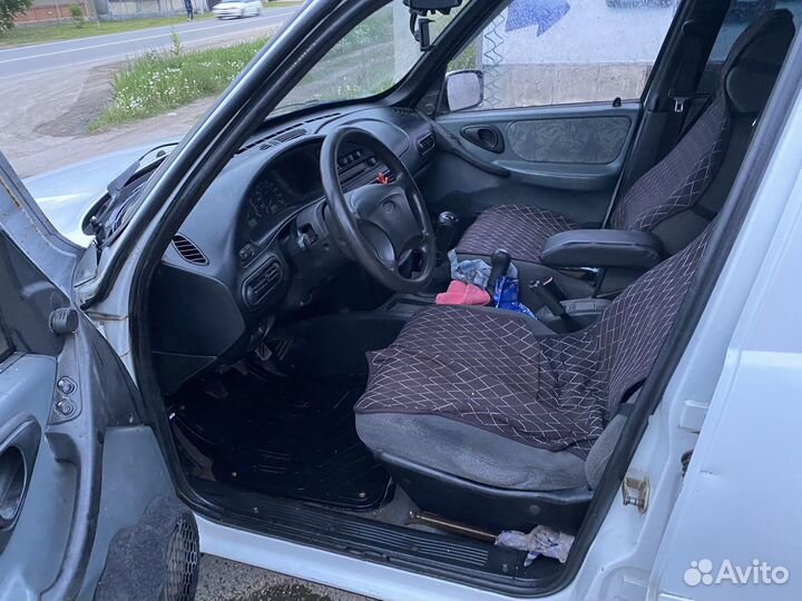 Chevrolet Niva 1.7 МТ, 2004, 240 000 км