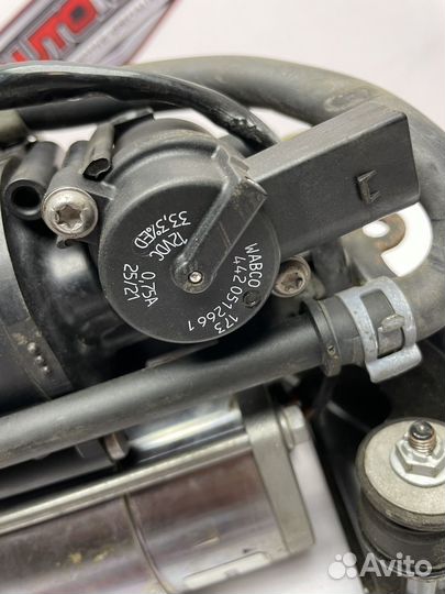 Компрессор пневмоподвески Mercedes E W212 2014