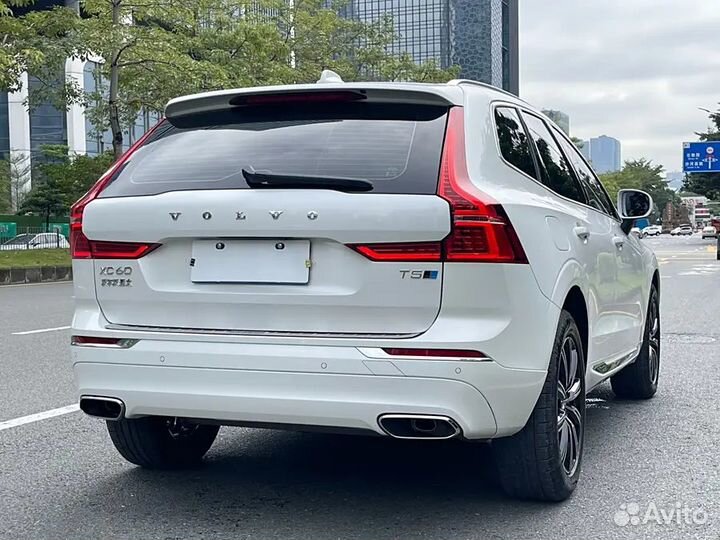 Volvo XC60 2.0 AT, 2021, 35 000 км
