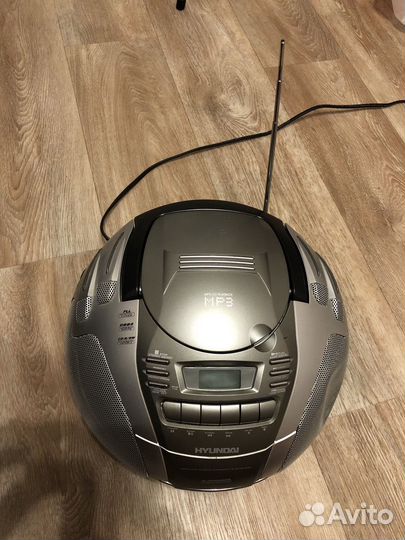 Магнитофон CD FM радио