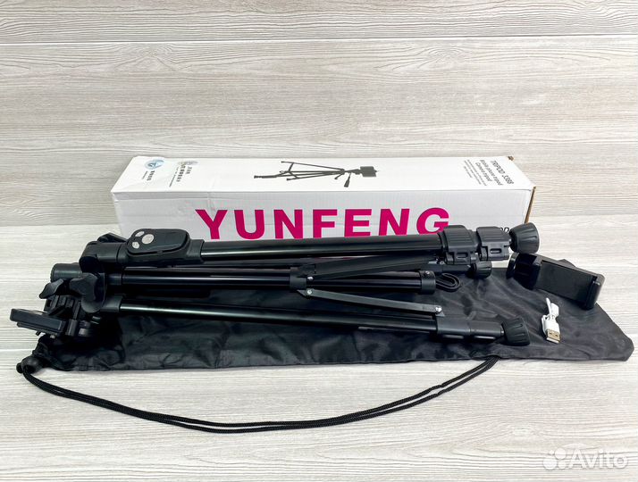 Штатив Yunteng с Bluetooth