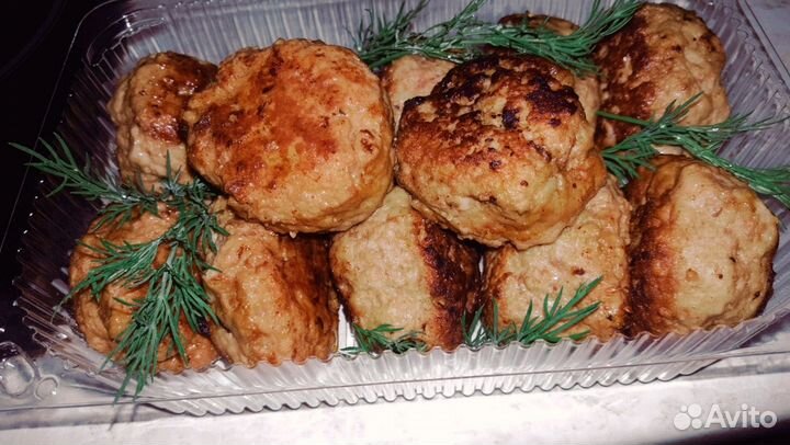 Вкусные домашние тефтели, котлетки, перцы, блинчик