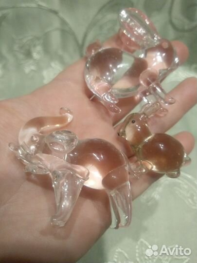 Стеклянные авторские фигурки
