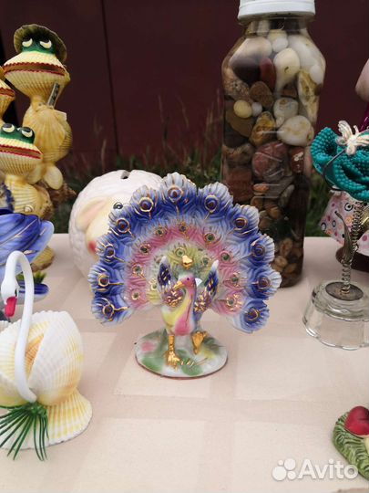 Кукла, сувениры, копилка, ракушки
