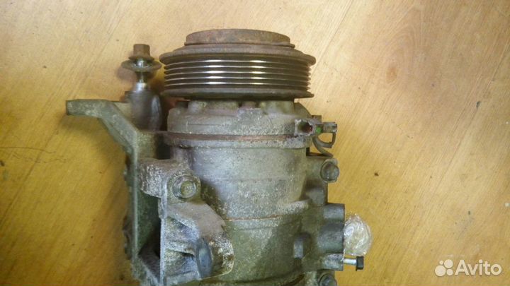 Компрессор кондиционера Subaru Tribeca 3.6 2008г