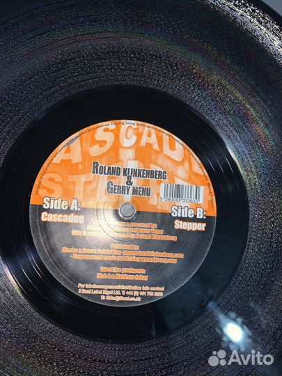 Roland Klinkenberg - Cascades / Stepper 2005