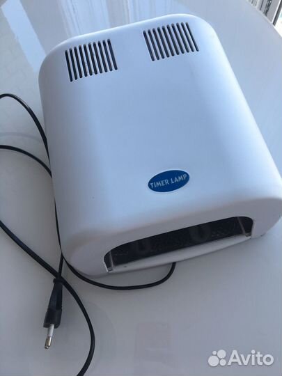 Лампа для ногтей