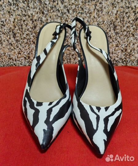 Слингбэки Эконика 38