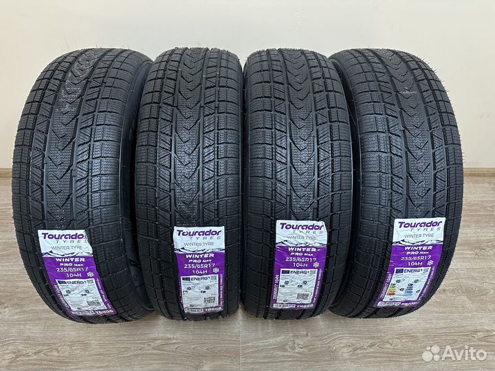 Tourador Winter Pro Max 235/65 R17 104V