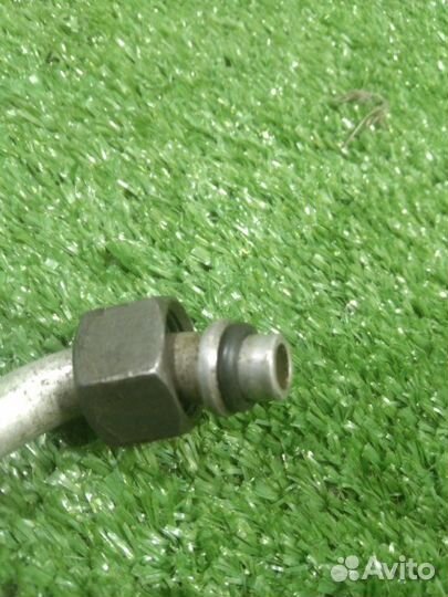 Трубка кондиционера Mercedes-Benz W202 седан 1.8