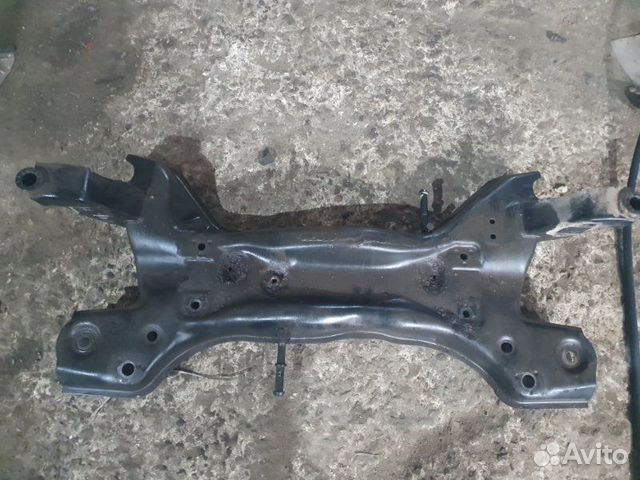 Подрамник двигателя передний Volkswagen Polo 5 CFN