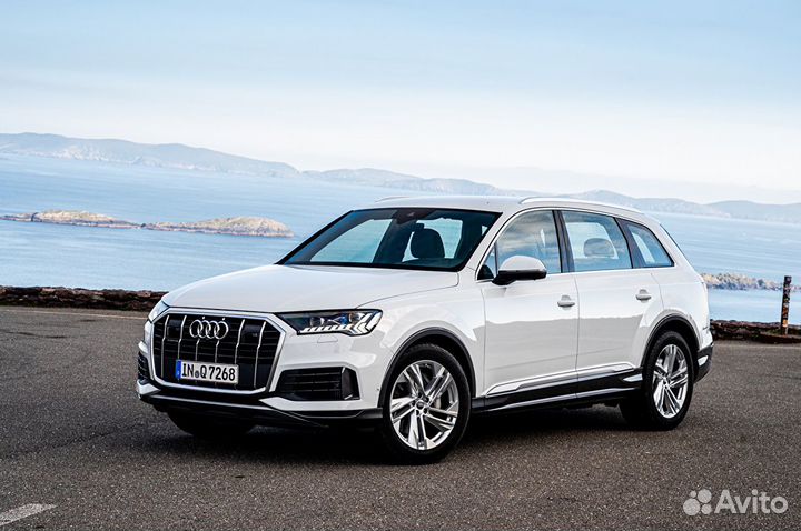 Audi Q7 3.0 AT, 2022