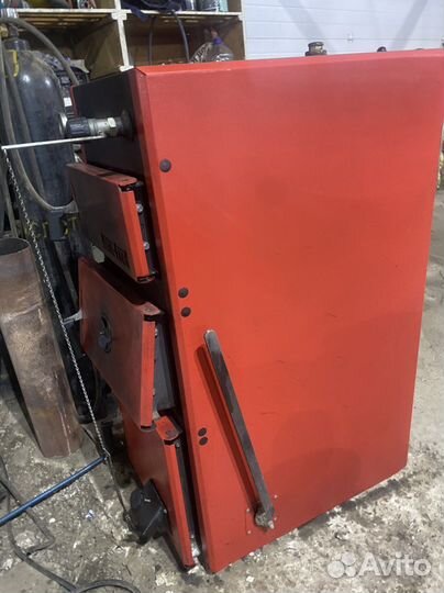 Твердотопливный котел