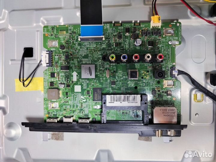 Телевизор samsung UE32N4000 (Разбор)(По запчастям)