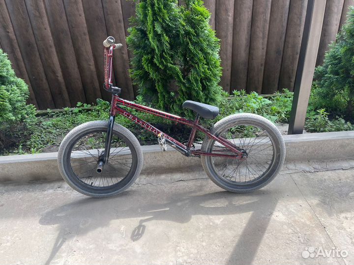 Трюковой велосипед BMX