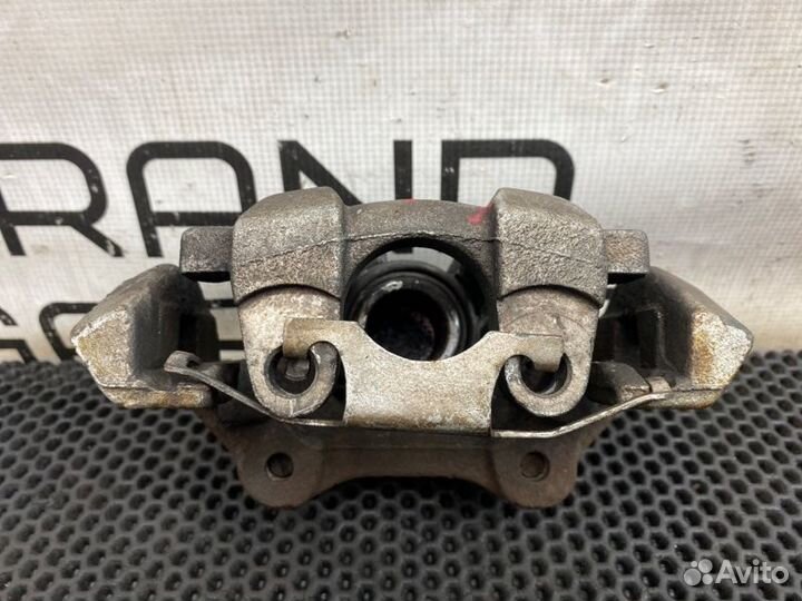 Суппорт задний правый Mercedes-Benz Ml-Class W164