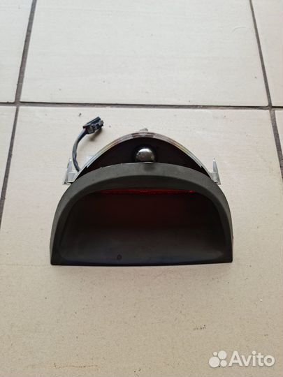 Плафон освещения салона Kia Spectra