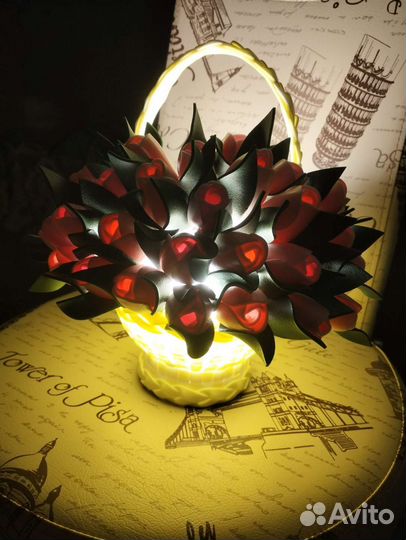 Корзина цветов, тюльпаны, светильник