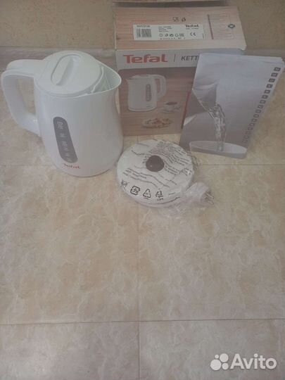 Электрический чайник Тефаль KO172130