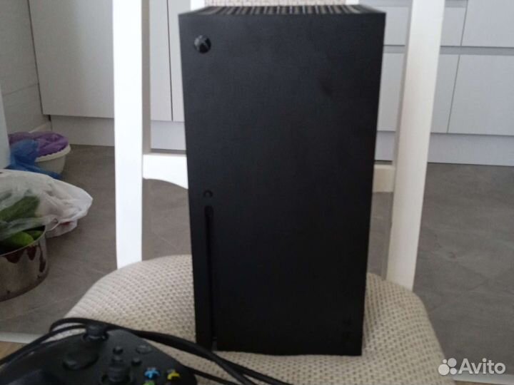 Игровая приставка xbox series 1 TB