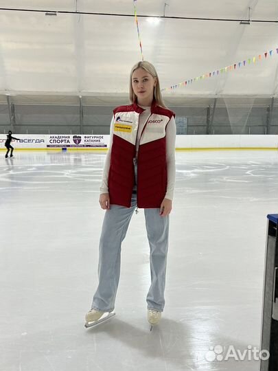 Тренер по фигурному катанию