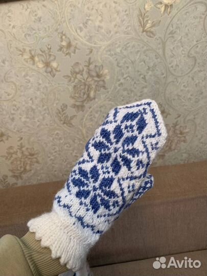 Варежки вязаные ручной работы