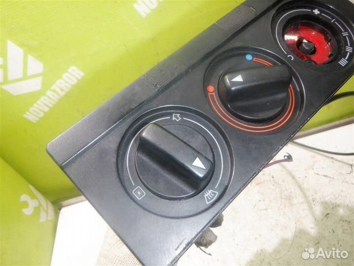 Блок управления печкой Ауди 80 90 Б3