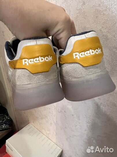 Кроссовки reebok женские 35 размер