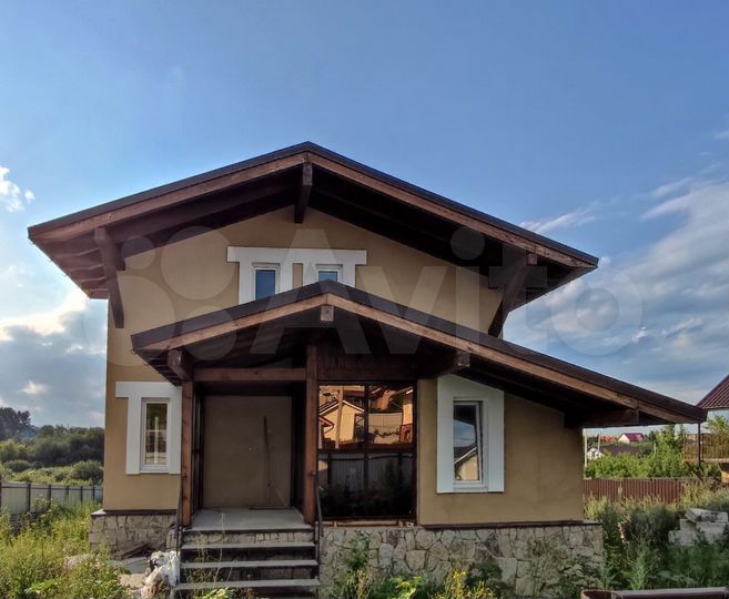 Дом 220 м² на участке 11 сот.